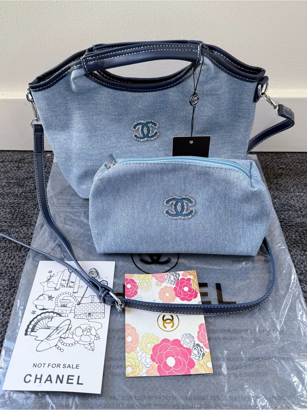 Chanel Beauty Makeup 2-Piece Leather Bag Pouch Set